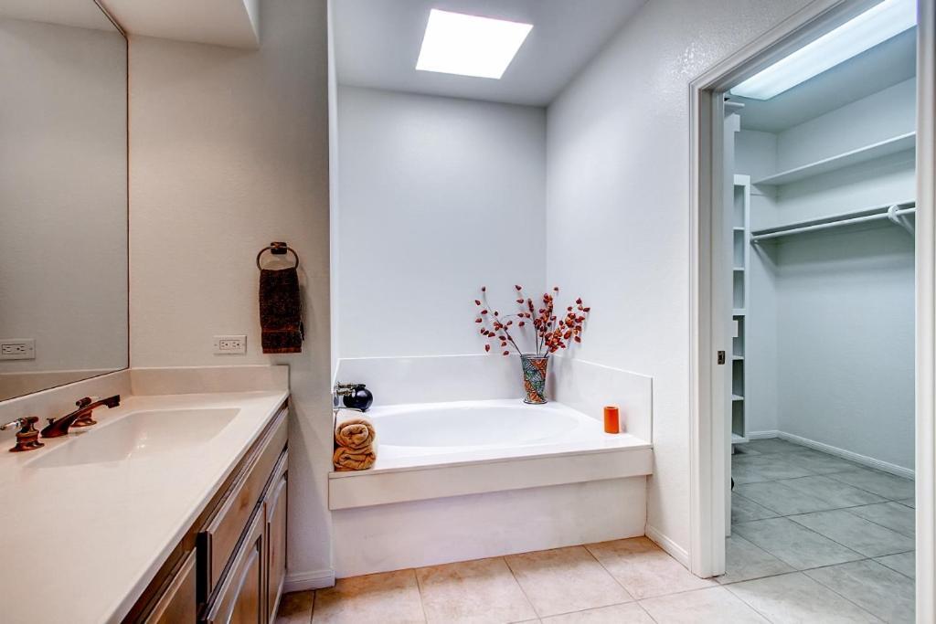 בורגו ספרינגס Country Club Home 2 Bedroom 2 Ba And Den About 1 Mi To Golf מראה חיצוני תמונה